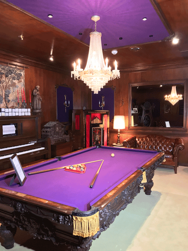 billiardroom